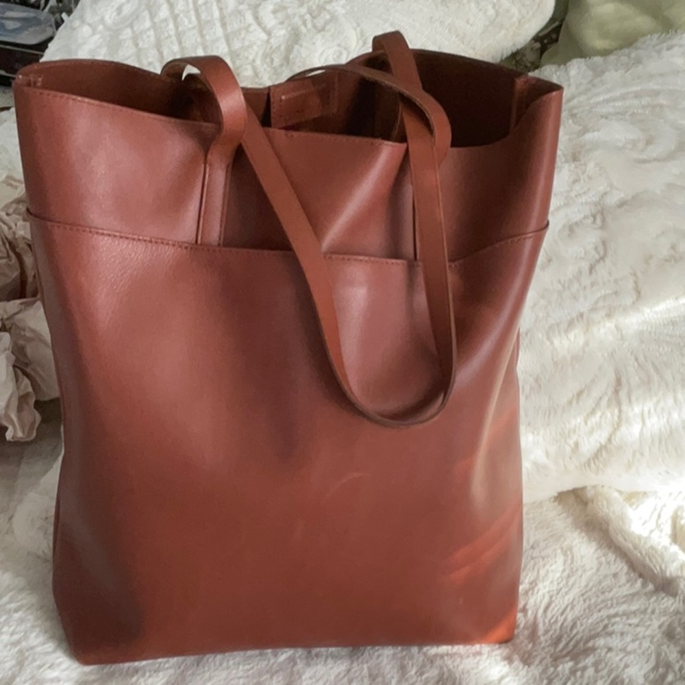 EUC Madewell Essential tote